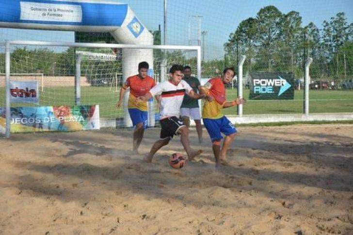 La Copa Etnias traslada toda la espectacularidad del fútbol plata a la localidad de Herradura.